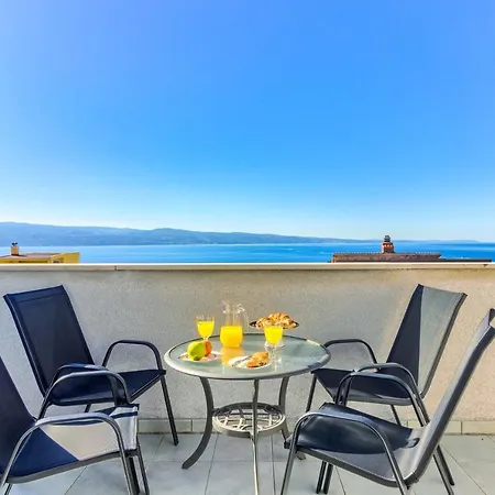 Dream House Blue Sky *