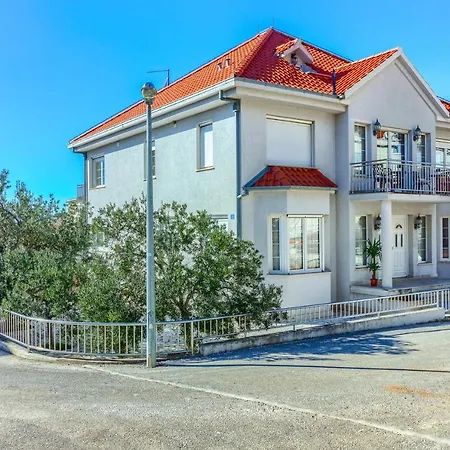 Апартаменты Dream House Blue Sky