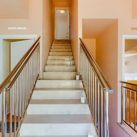 Dream House Blue Sky *